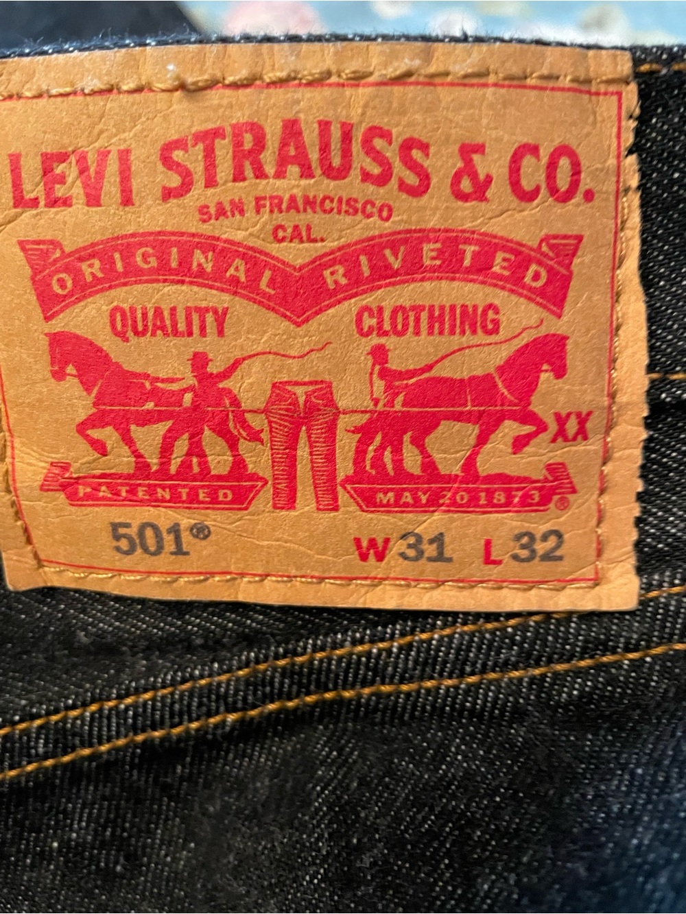 Levi's 501 Men's Blue Denim Jeans - W31 L32 New without tag and are button fly